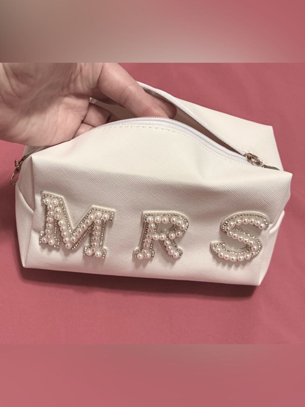 Bride MRS White Pearl Letter Cosmetic Pouch